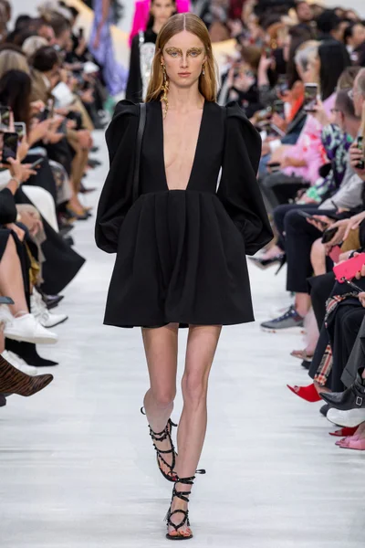 Look 57